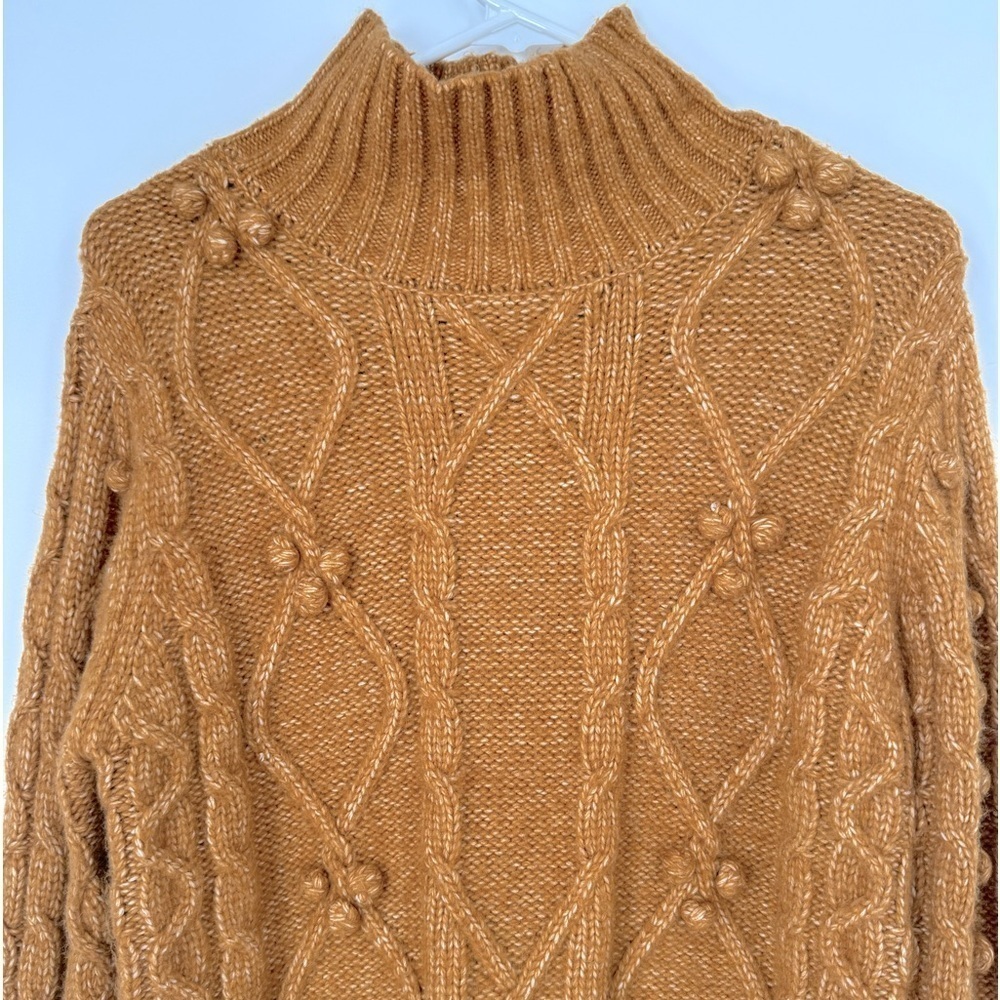 Cupcakes and Cashmere Sweater Funnel neck - Picture 3 of 6
